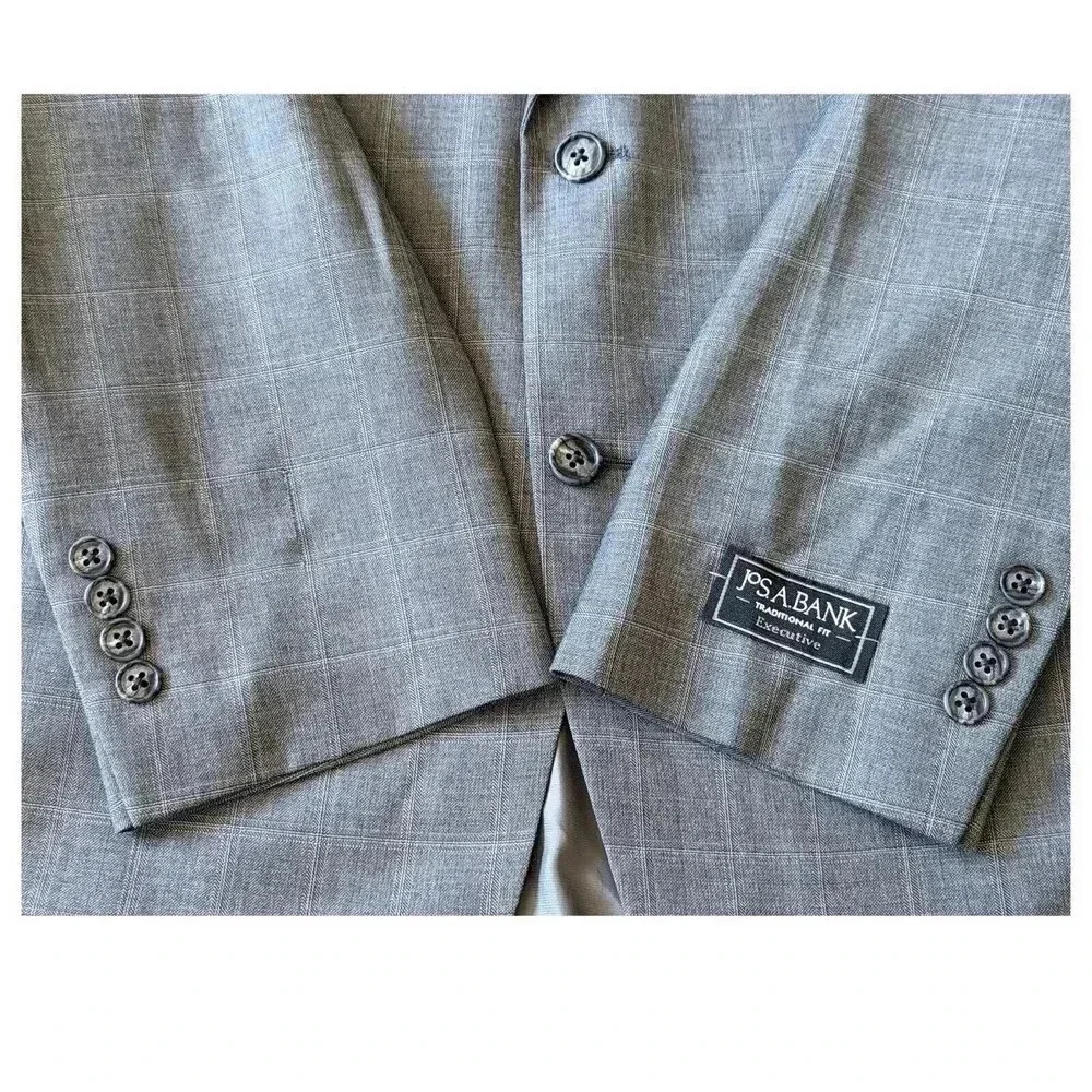 JOS A BANK NWT $299 Suit Jacket Size 42 R Executive Tailored Fit Grey Plaid